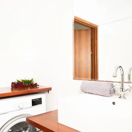 Cosy 3city In Center With Bathtub By Renters * 소포트